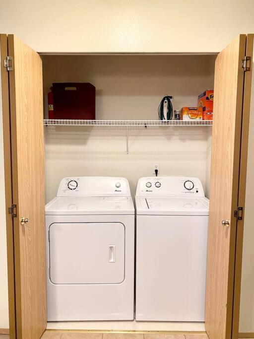 Walk To Downtown Leavenworth * Sleeps 6 + Pets * Ground Level Gem! Apartment Luaran gambar
