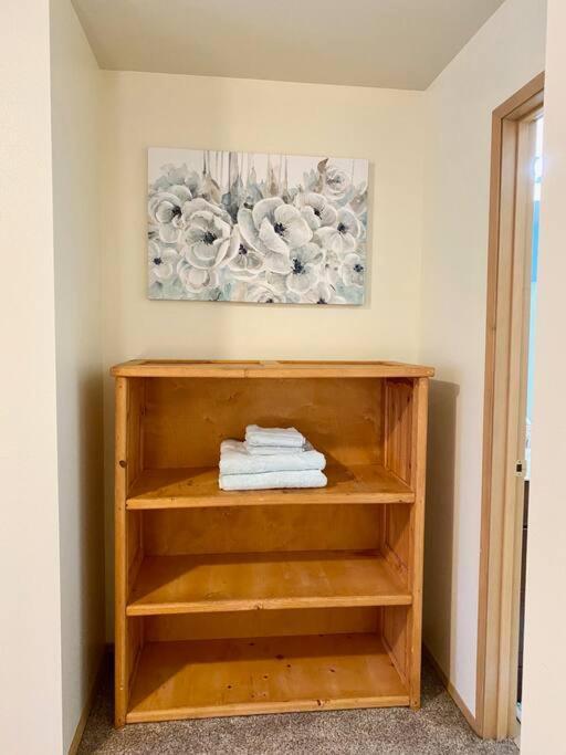 Walk To Downtown Leavenworth * Sleeps 6 + Pets * Ground Level Gem! Apartment Luaran gambar