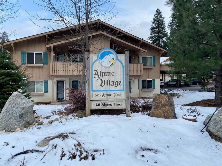 Walk To Downtown Leavenworth * Sleeps 6 + Pets * Ground Level Gem! Apartment Luaran gambar