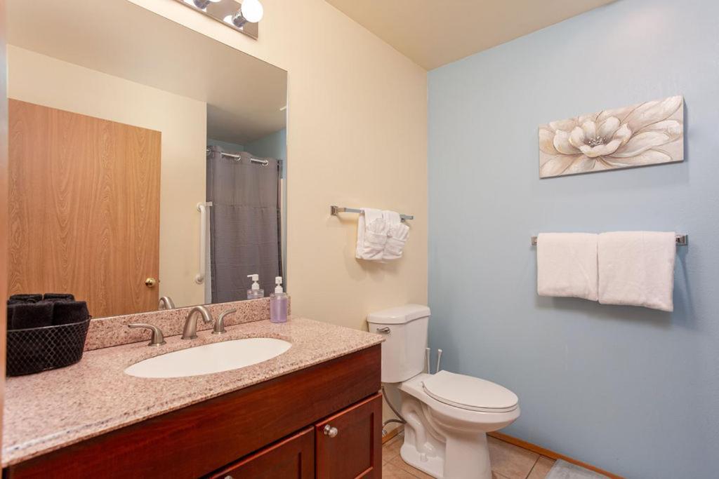 Walk To Downtown Leavenworth * Sleeps 6 + Pets * Ground Level Gem! Apartment Luaran gambar